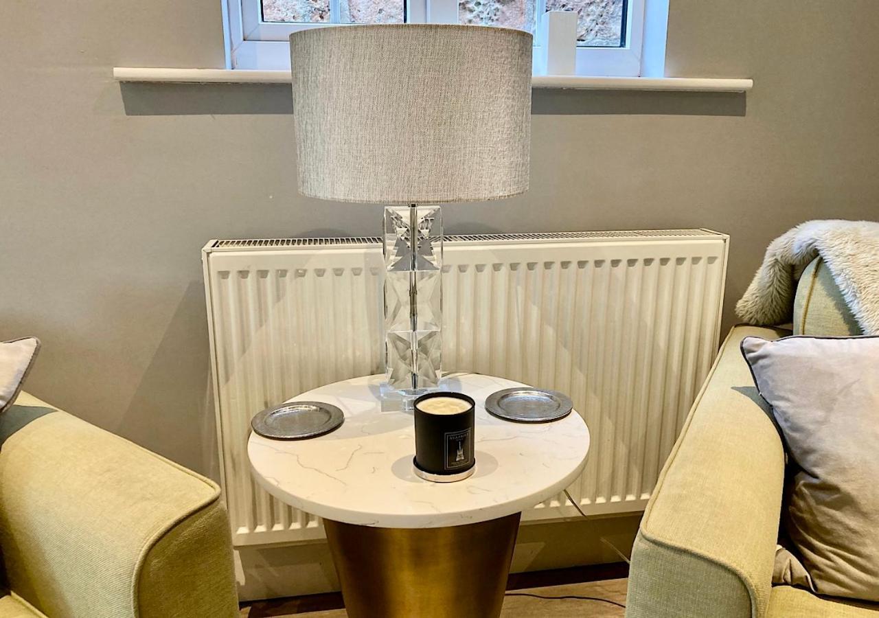 The Lodge Chester - Luxury Apartment For Two, With Free Parking! Hough Green Dış mekan fotoğraf